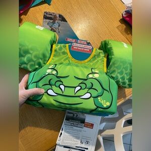 new dinosaur life jacket size 33-55 lbs